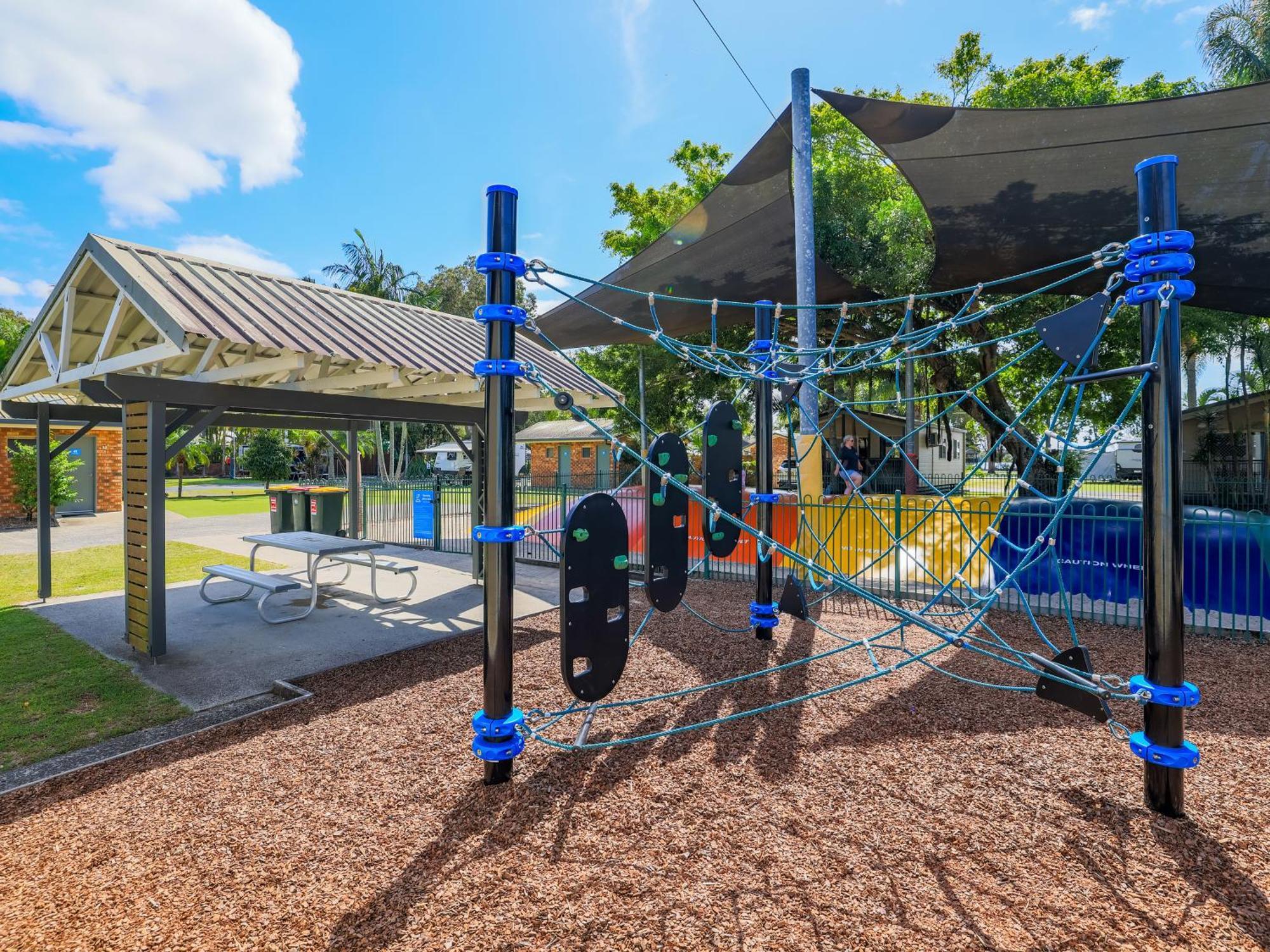 Nrma Blue Dolphin Yamba Holiday Resort Ngoại thất bức ảnh