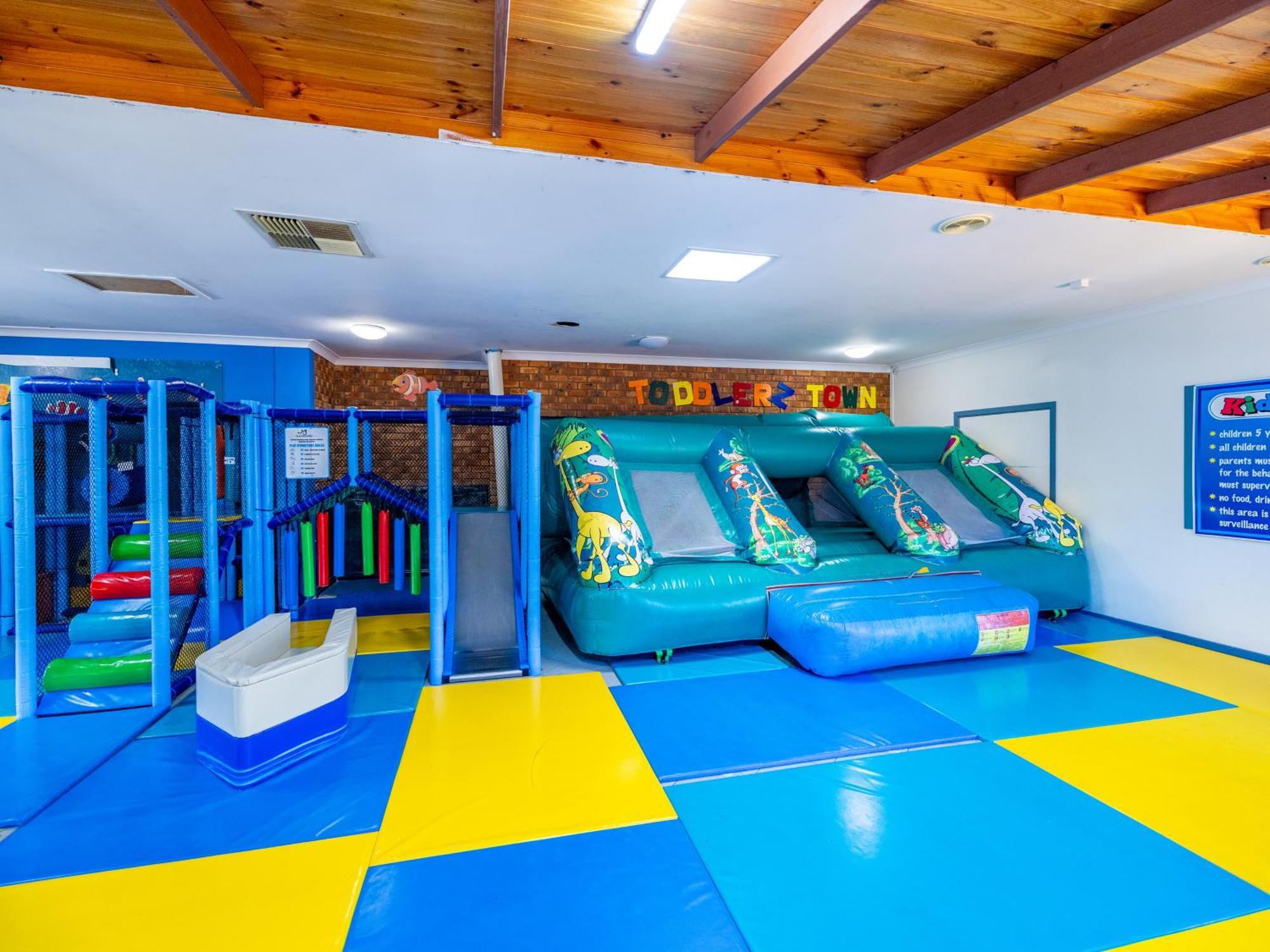 Nrma Blue Dolphin Yamba Holiday Resort Ngoại thất bức ảnh